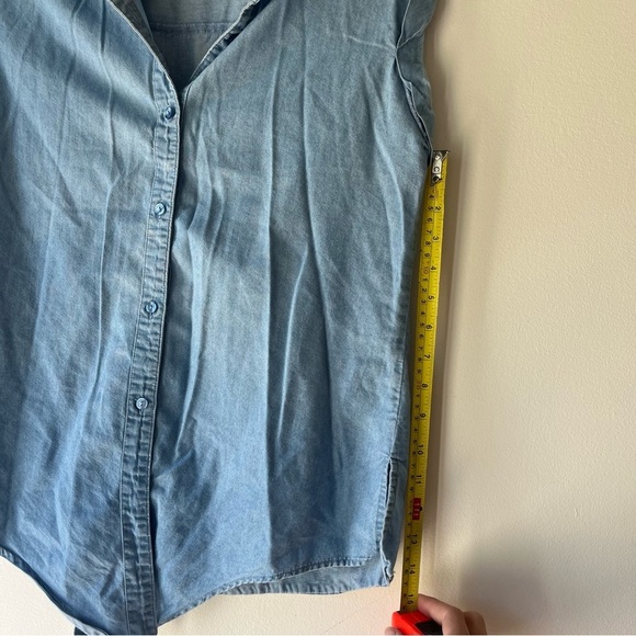 Cleo Light Blue Button Front Top XS | Casual Coastal Cowgirl Chambray Capsule - Picture 8 of 11